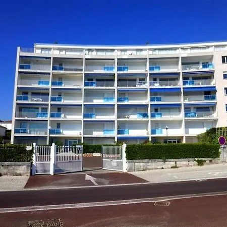Plage Du Pigeonnier: - Pleine Vue Mer*** Meuble De Tourisme Classe 3 Etoiles*** Apartment Royan